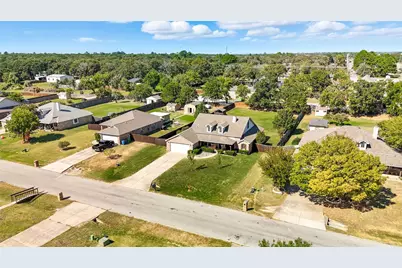 102 Faircrest Drive, Krugerville, TX 76227 - Photo 38