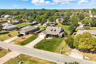 102 Faircrest Dr, Krugerville, TX 76227 - Photo 38