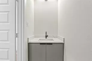 420 N Moore St, Dallas, TX 75203 - Photo 4