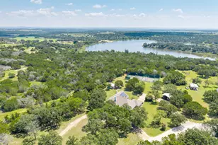 725 Co Rd 300, Hamilton, TX 76531 - Photo 34