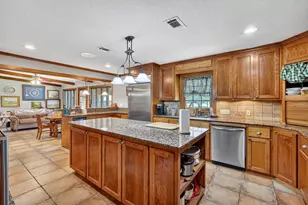 725 Co Rd 300, Hamilton, TX 76531 - Photo 12
