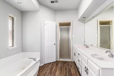 1852 Kings Canyon Circle, Fort Worth, TX 76134 - Photo 16