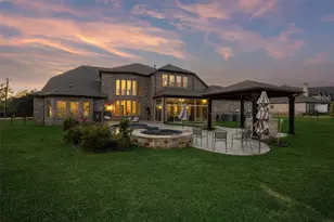 715 Simmons Rd, Double Oak, TX 75077 - Photo 2