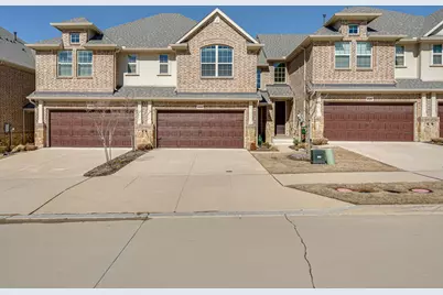 2725 Splendor Drive, Little Elm, TX 75068 - Photo 2