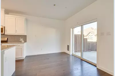 2725 Splendor Drive, Little Elm, TX 75068 - Photo 8