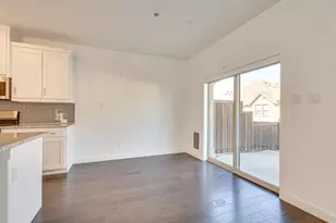 2725 Splendor Dr, Little Elm, TX 75068 - Photo 8