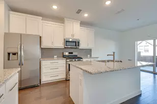 2725 Splendor Dr, Little Elm, TX 75068 - Photo 12