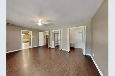 107 Laurel Street, Lancaster, TX 75134 - Photo 4