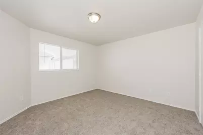 912 Laredo Plaza, Dallas, TX 75211 - Photo 8