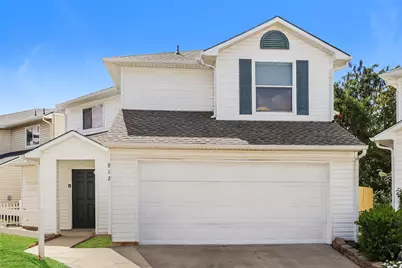 912 Laredo Plaza, Dallas, TX 75211 - Photo 1