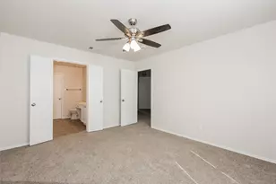 912 Laredo Plaza, Dallas, TX 75211 - Photo 6