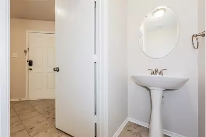 912 Laredo Plaza, Dallas, TX 75211 - Photo 10