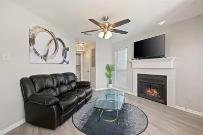 1608 Pecan Chase Circle #19, Arlington, TX 76012 - Photo 6