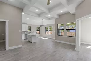 3025 Red Oak Dr, Granbury, TX 76048 - Photo 6