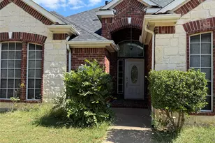 3004 St Bartholomew Dr, Mansfield, TX 76063 - Photo 2