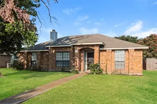 2313 Crestview Ln, Rowlett, TX 75088 - Photo 2