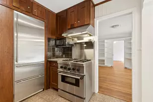 926 Salmon Dr, Dallas, TX 75208 - Photo 10