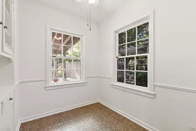 926 Salmon Drive, Dallas, TX 75208 - Photo 12