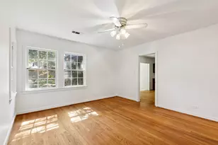 926 Salmon Dr, Dallas, TX 75208 - Photo 22