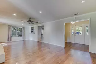 7115 Westover Dr, Granbury, TX 76049 - Photo 6