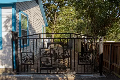 9046 Dorinda Circle, Dallas, TX 75217 - Photo 2