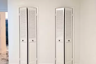 9046 Dorinda Cir, Dallas, TX 75217 - Photo 16