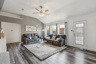 10508 Aransas Dr, Fort Worth, TX 76131 - Photo 10