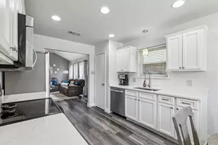 10508 Aransas Dr, Fort Worth, TX 76131 - Photo 2