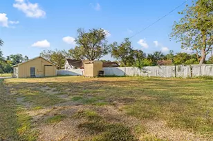 1815 Maple Ave, Waco, TX 76707 - Photo 14