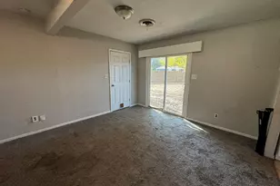 200 SW Moody St, Burleson, TX 76028 - Photo 14