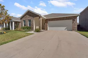 10329 Burnfoot Ln, Fort Worth, TX 76036 - Photo 2