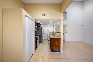 1837 Amber Ln, Carrollton, TX 75007 - Photo 10