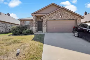 425 Merry Ml Rd, Wilmer, TX 75172 - Photo 2