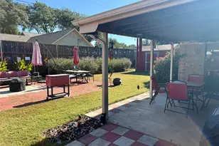 124 Juanita Ave, Wills Point, TX 75169 - Photo 2