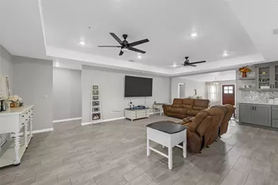 499 Benevolence, China Spring, TX 76633 - Photo 8