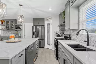 499 Benevolence, China Spring, TX 76633 - Photo 12