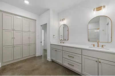 100 Cardinal Woods Court, Granbury, TX 76049 - Photo 28