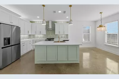 100 Cardinal Woods Court, Granbury, TX 76049 - Photo 8