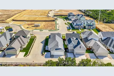 100 Cardinal Woods Court, Granbury, TX 76049 - Photo 36