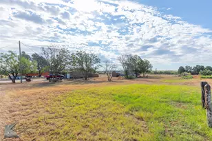 217 Co Rd 370, Sweetwater, TX 79556 - Photo 4
