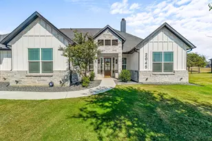 2045 Sunset Rdg Dr, Weatherford, TX 76087 - Photo 4