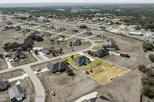 2045 Sunset Rdg Dr, Weatherford, TX 76087 - Photo 36