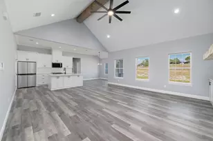 1017 Don Eve Ct, Azle, TX 76020 - Photo 2