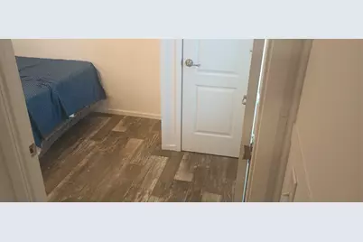 6102 S Lakeside Hills Court, Granbury, TX 76048 - Photo 14