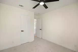 8906 Monticello Dr, Granbury, TX 76049 - Photo 10