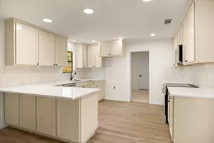 8906 Monticello Dr, Granbury, TX 76049 - Photo 22