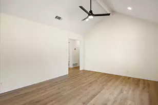 8906 Monticello Dr, Granbury, TX 76049 - Photo 6