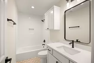 8906 Monticello Dr, Granbury, TX 76049 - Photo 16