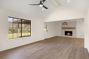 8906 Monticello Dr, Granbury, TX 76049 - Photo 8