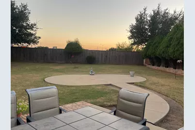2379 Merlin Drive, Grand Prairie, TX 75052 - Photo 28